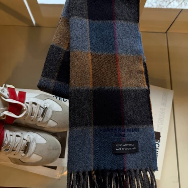 피에르 발망 스코티쉬 머플러