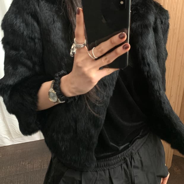 빈티지 블랙 크롭 퍼 자켓