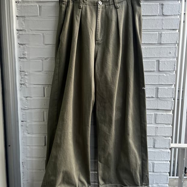 Perushu wide pants