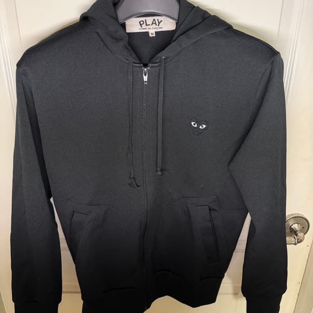 [M] 꼼데가르송 플레이 와펜 후드집업