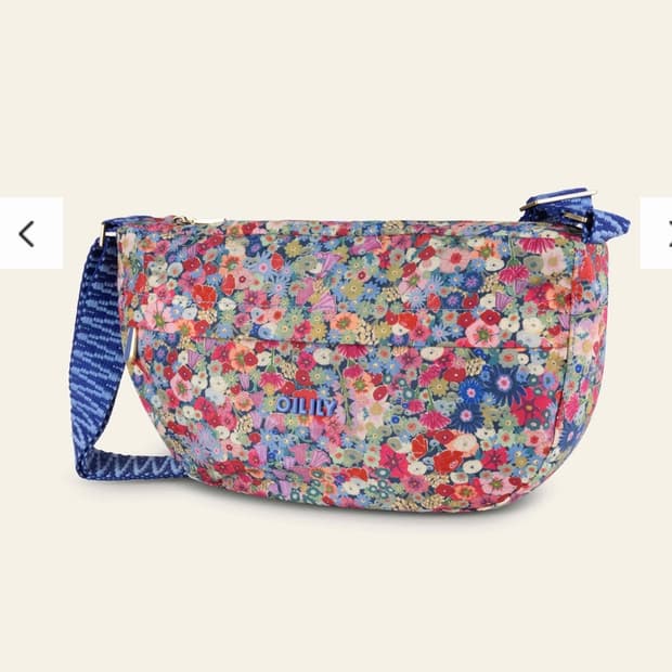 오일릴리 크로스백