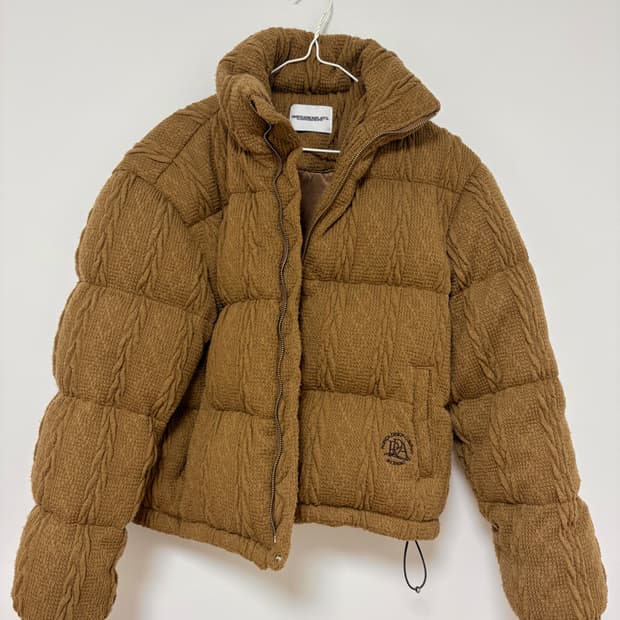 프렌다 니트 다운 패딩