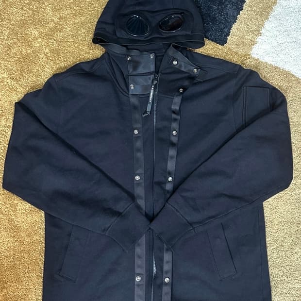 cp컴퍼니 고글 후드 자켓