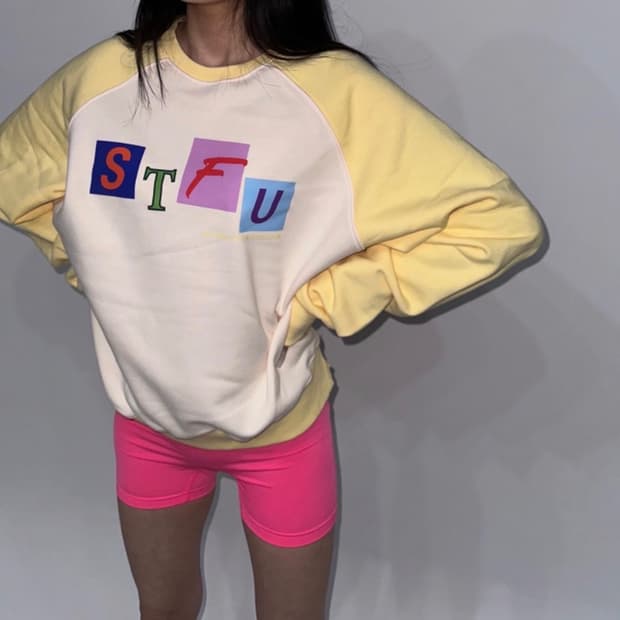 STFU 스웻셔츠