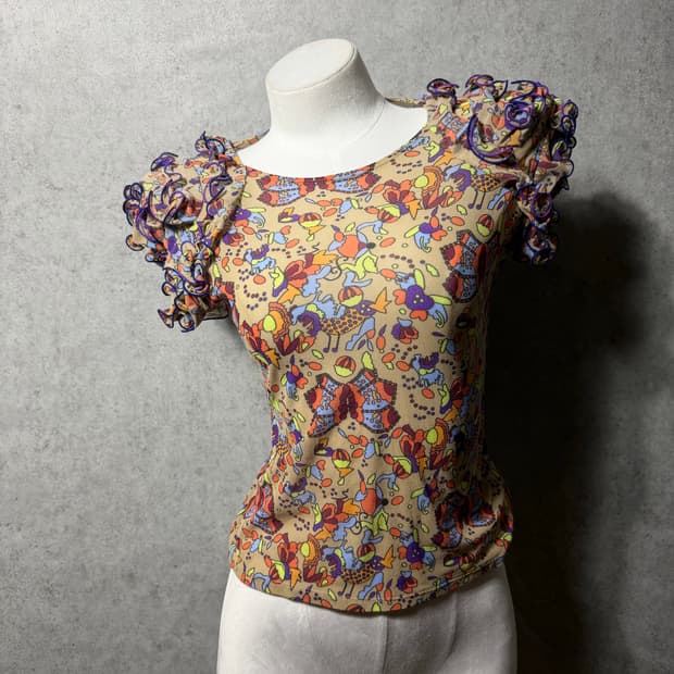 이세이미어케 페테 빈티지 프릴 반팔 티셔츠