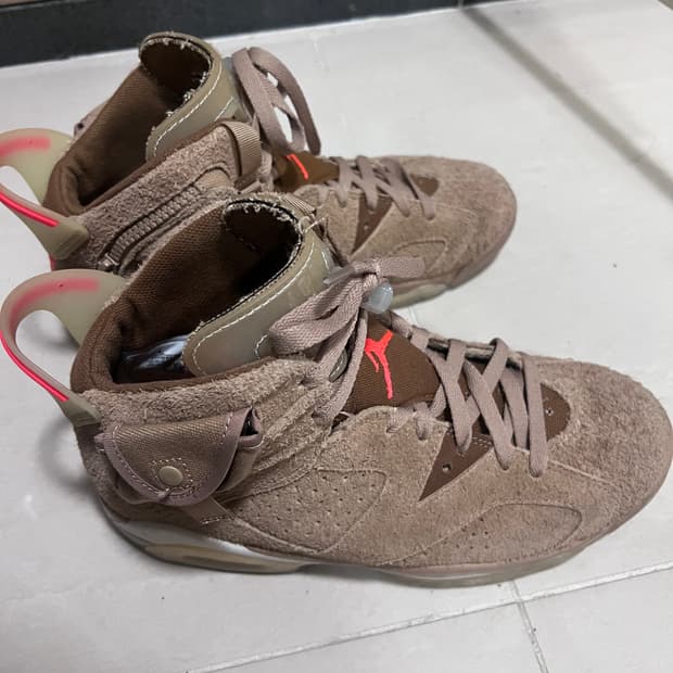 조던 6 트래비스 스캇