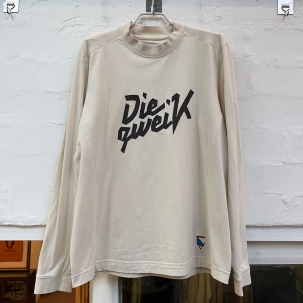 Rapha 스위스스토리 롱슬리브 M