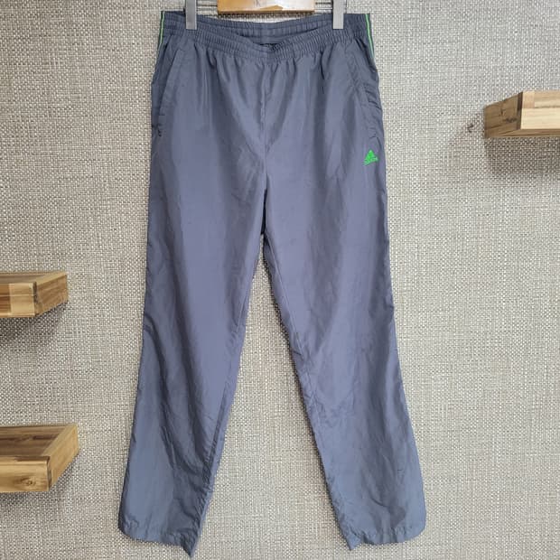 32~34인치 아디다스 트레이닝 팬츠 빈티지 바지