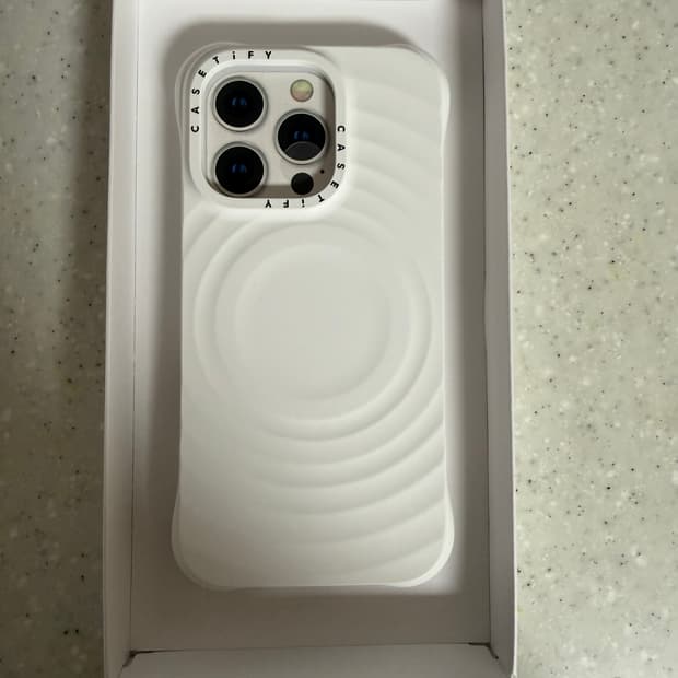 아이폰16pro 케이스티파이 리플케이스