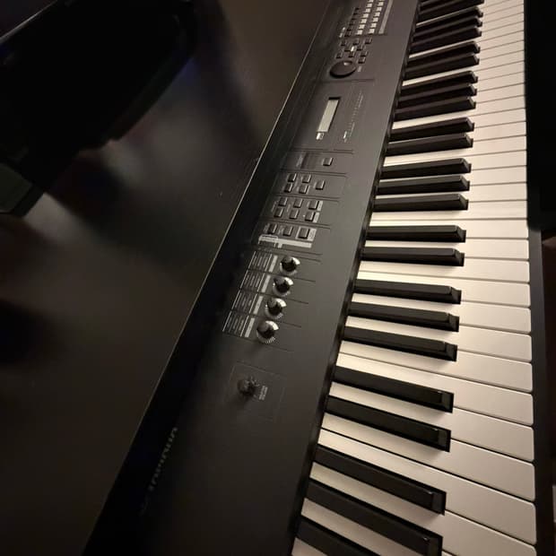 야마하MX88+88전용 미디책상 세트 / 어댑터,페달,사각스탠드,가방