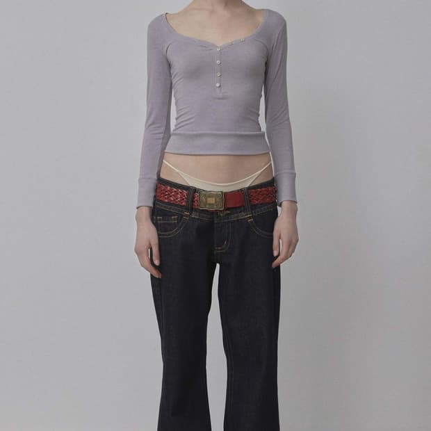 Cottage Button Henley gray