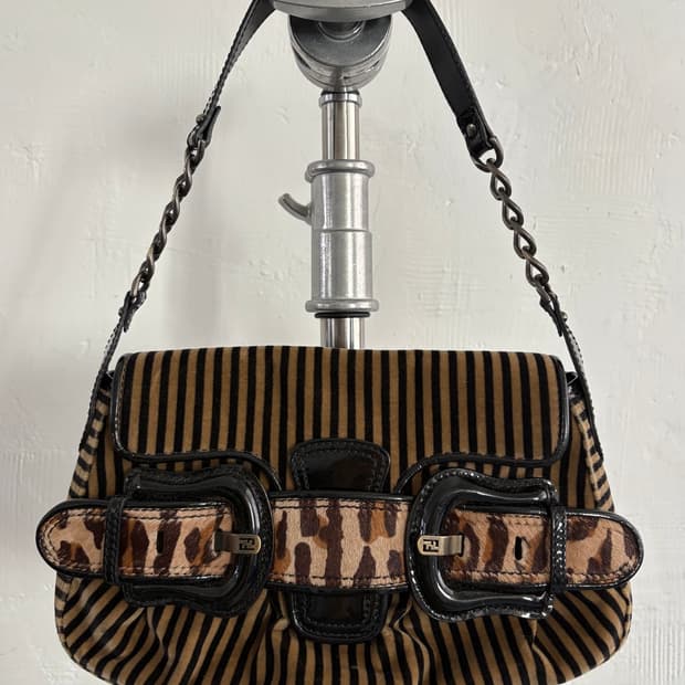 FENDI 펜디 90's 레오파드 비스 체인 숄더백