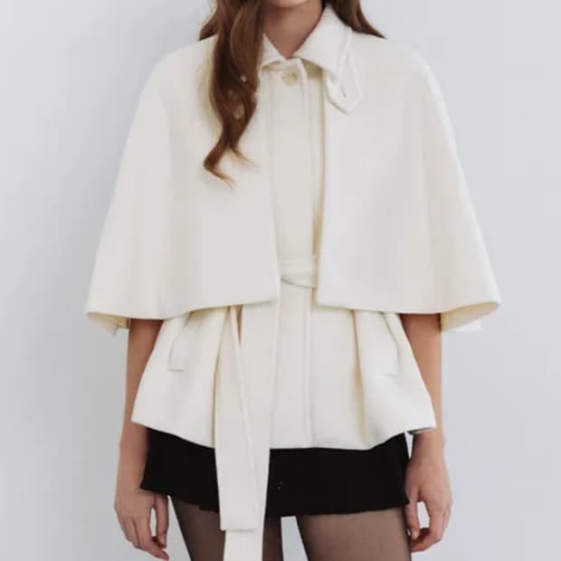 더티스 케이프 코트