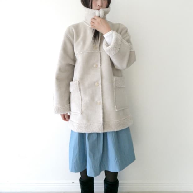 구함) 애프터먼데이 스노우 무스탕 코트 아이보리 구해요