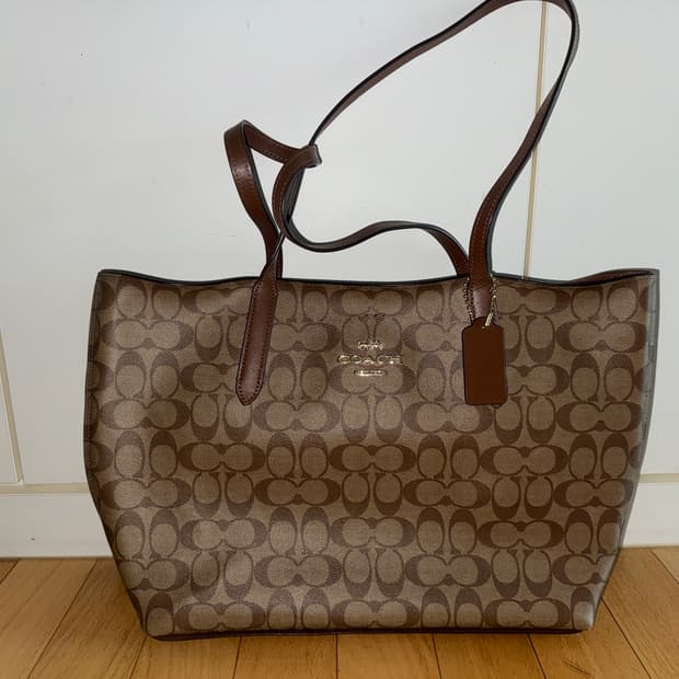 코치 시그니처 숄더백