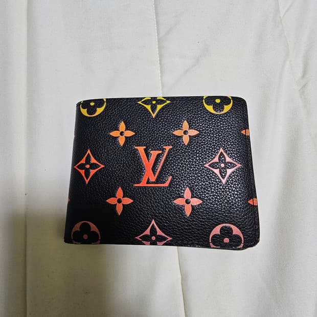 루이비통 한정판 멀티플 윌릿 급처