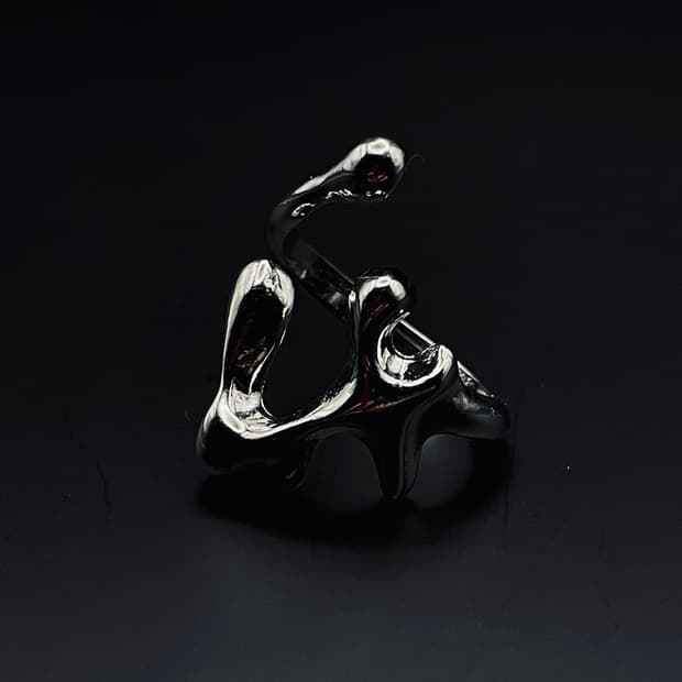 pcr053 Frog foot bold ring