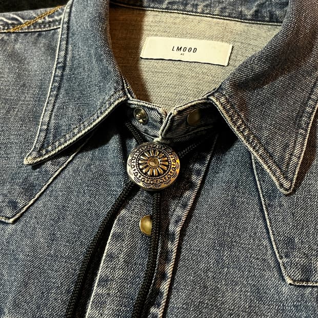 빈티지 볼로 타이 