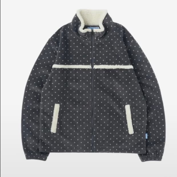 써넥트 땡땡이 플리스 자켓 차콜