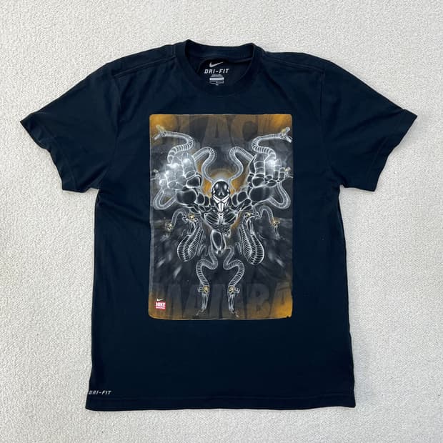 L 나이키 드라이핏 프린팅 반팔 티셔츠 0305M