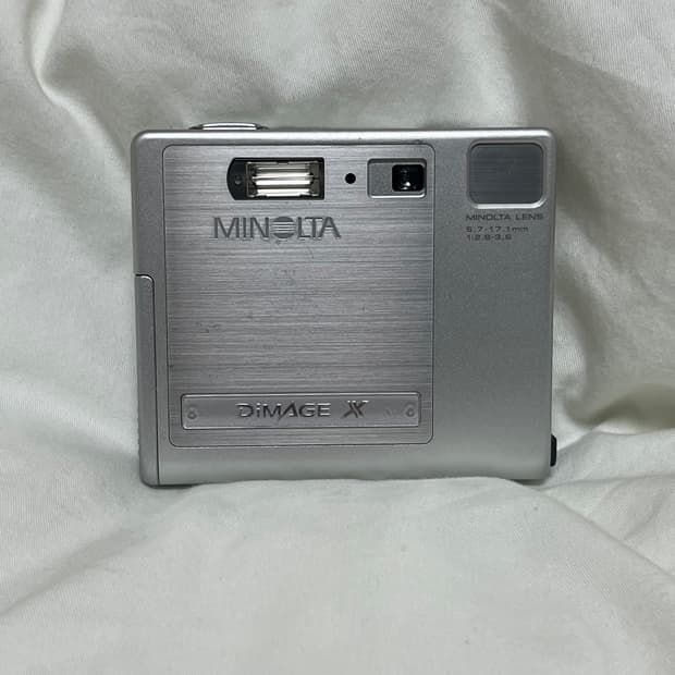 미놀타 디미지 DIMAGE x