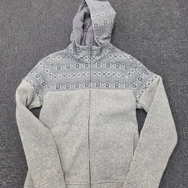 파타고니아 노르딕 패턴 니트 플리스 후드 집업
