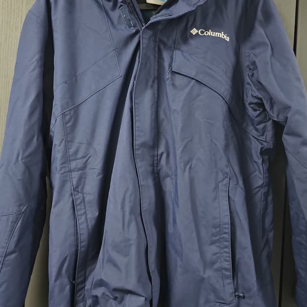 콜롬비아 정품 바람막이 내피 있음 100사이즈 팝니다 