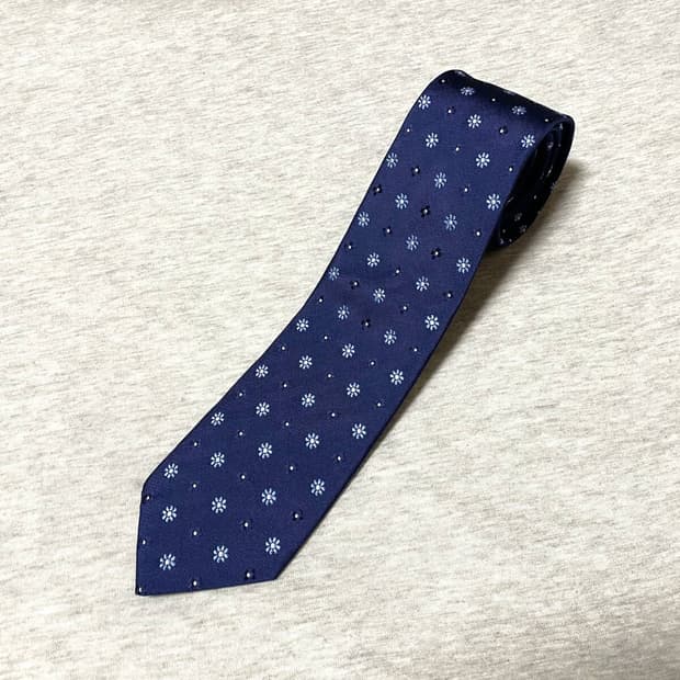 드레익스 런던 플라워 패턴 실크 넥타이