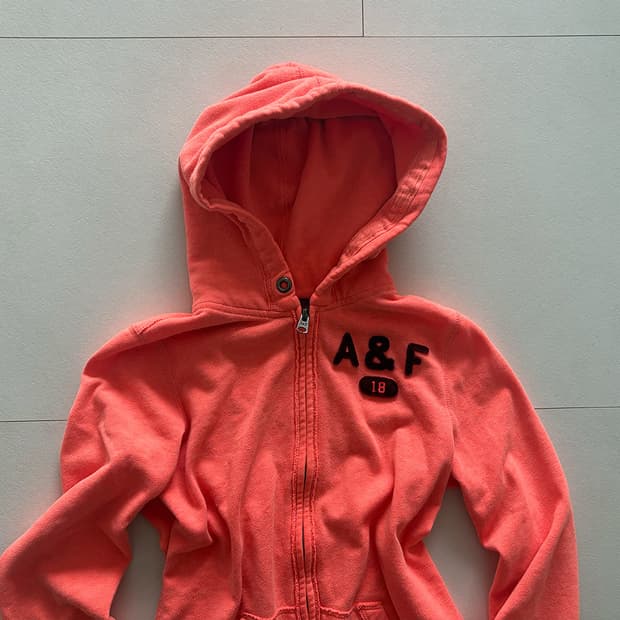 abercrombie&fitch) zip hoodie