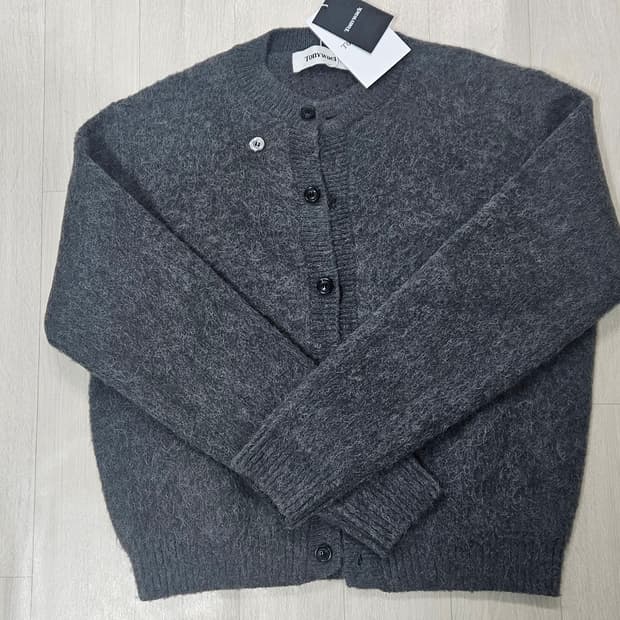 토니웩 모헤어 가디건 카본  L사이즈 새상품