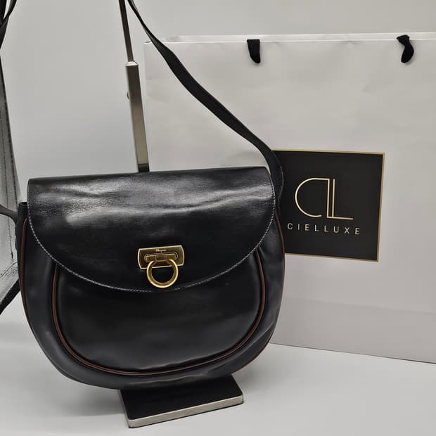 정품 페라가모 숄더크로스백