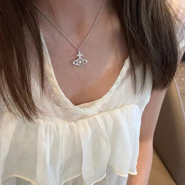 비비안웨스트우드 올림피아 펄 펜던트 네크리스