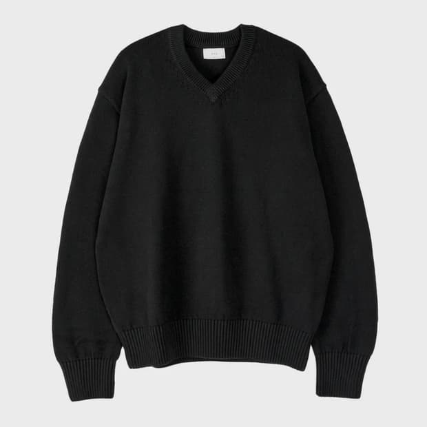 (L) 애습 코튼 브이넥 니트 블랙