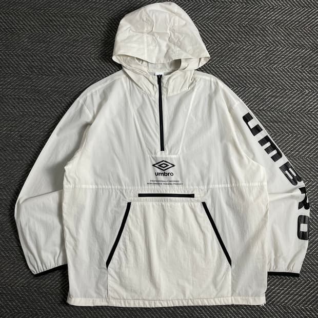 엄브로 빅로고 박시핏 나일론 우븐 아노락o 3796