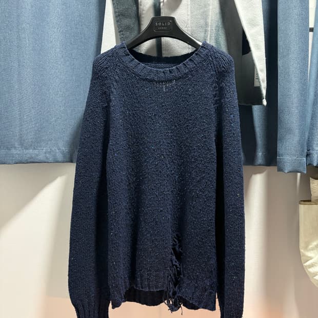 마르지엘라 디스트레스드 니트 네이비