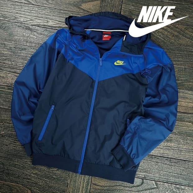 [나이키] 로고 자수 윈드러너 후드 바람막이 자켓 네이비 M19482