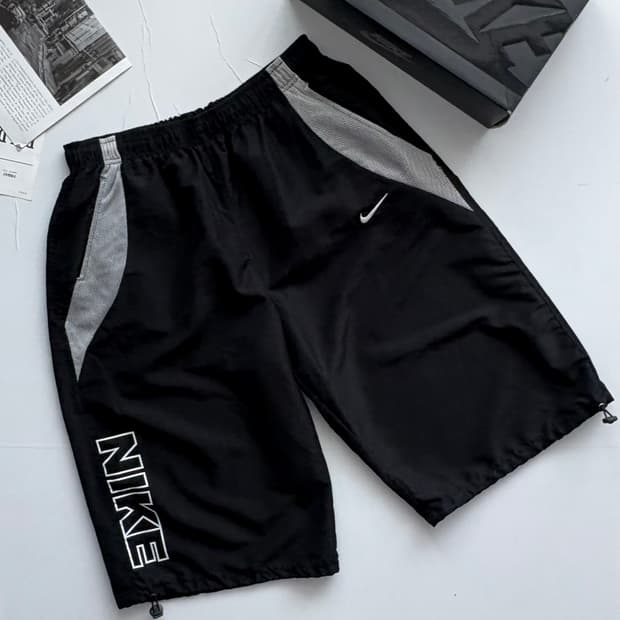 Nike 나이키 빈티지 빅로고 반바지
