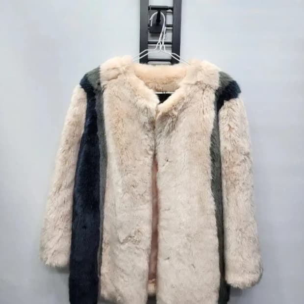 한섬 세컨플로어 퍼코트66