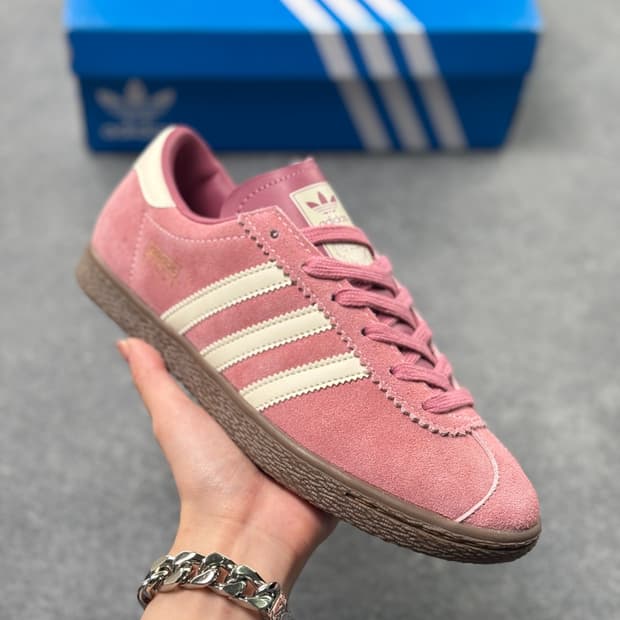 아디다스 오리지널 남녀 스니커즈