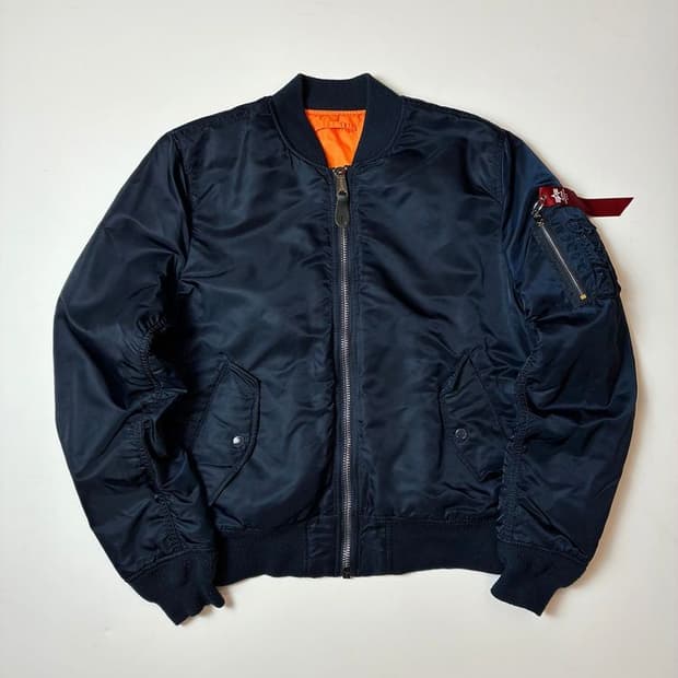 알파인더스트리Alpha Industries MA-1플라이트재킷PN8814