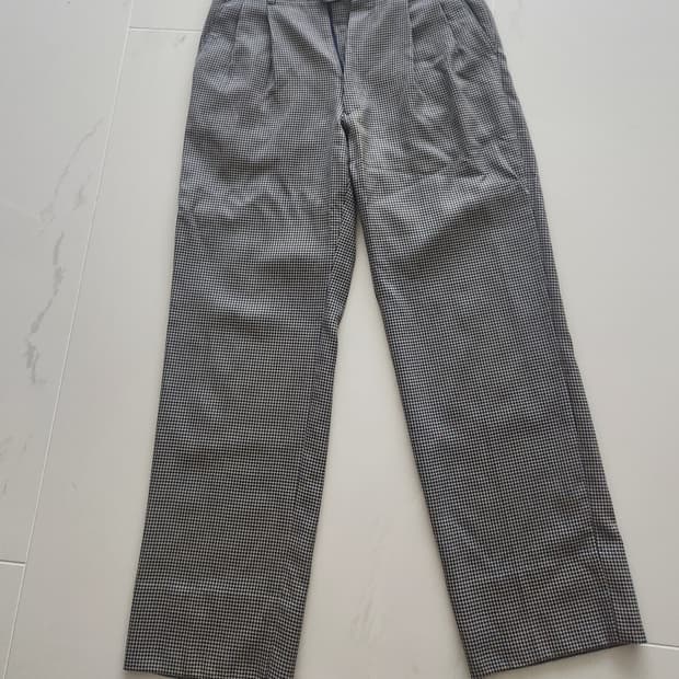Christian Dior pants 30