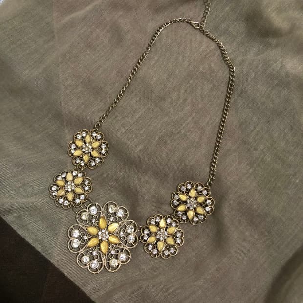 빈티지 골드 옐로우 플라워 꽃 목걸이 페어리 오리엔탈