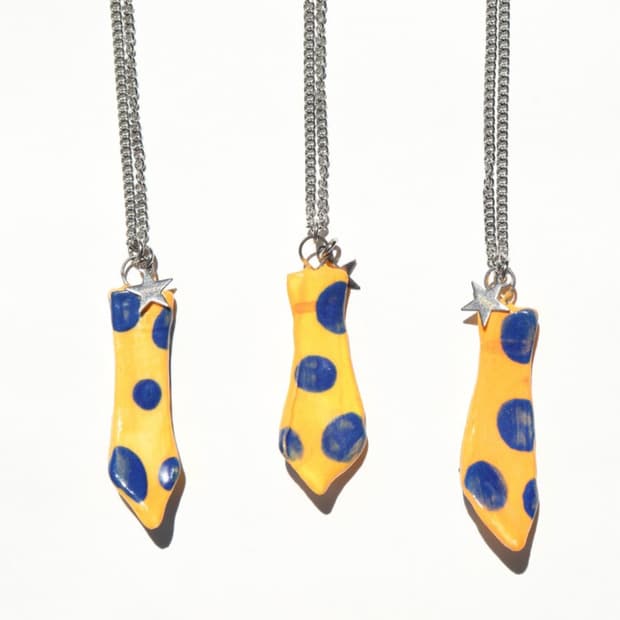 요이지레코드 예나 시리즈 Yellow Necktie Necklace