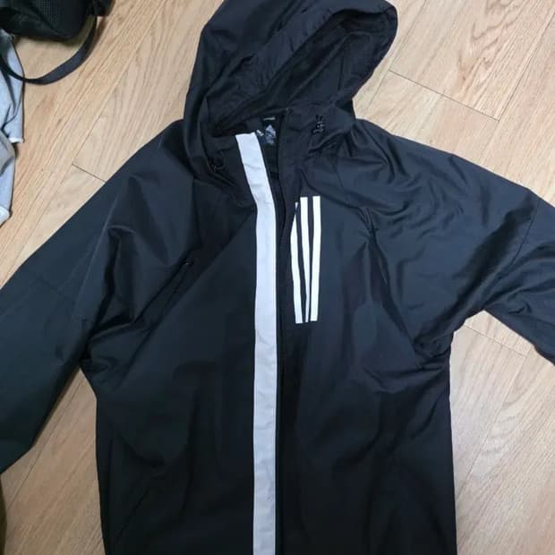 아디다스 바람막이 2XL