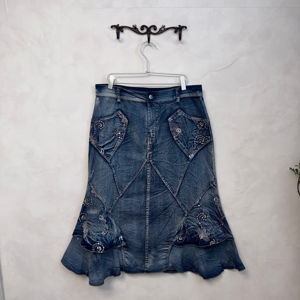 Washing denim fairy flower detail skirt