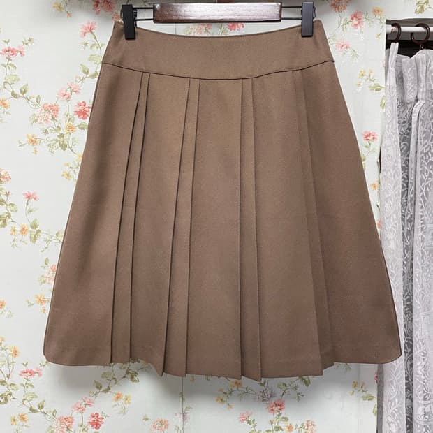 토프브라운 플리츠 스커트