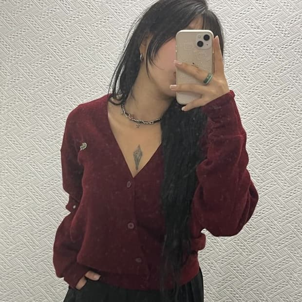 라코스테 베이직 모던룩 버건디레드 울 가디건 105 C06536