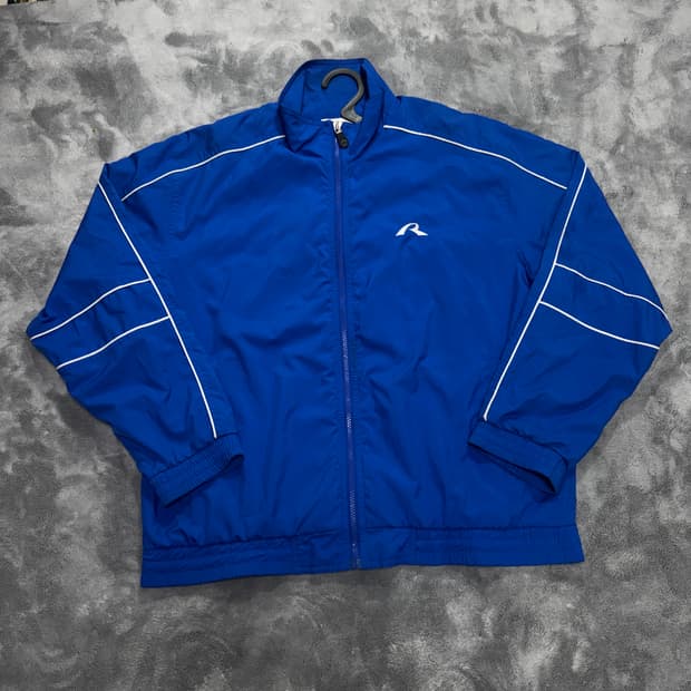 라피도 바람막이