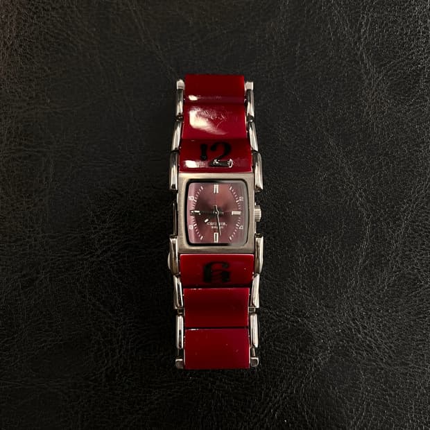 디젤 빈티지 희귀 와인컬러 메탈시계