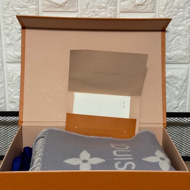 [OS] 루이비통 에샤르프 레이캬비크 캐시미어 머플러